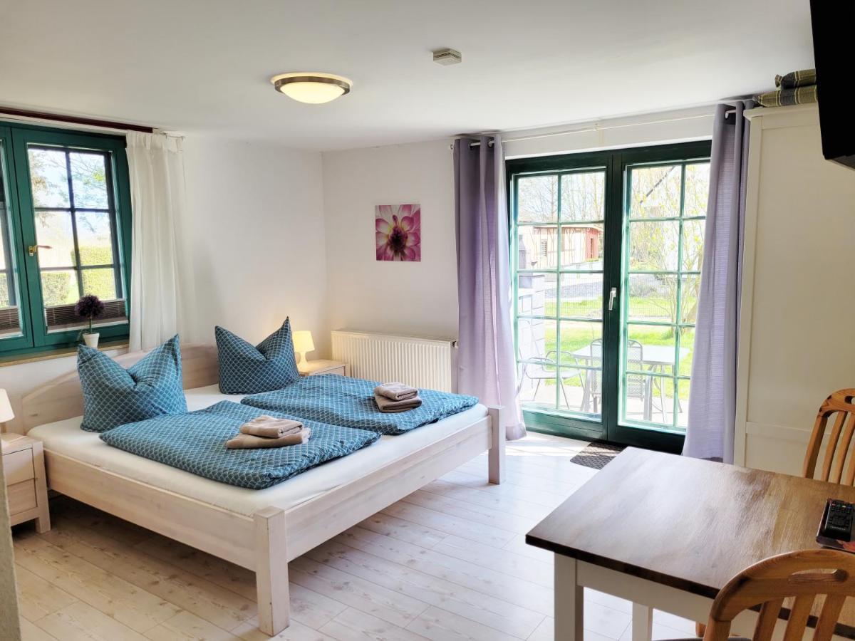 Pension Landhaus Teichgraf Wolgast Buitenkant foto