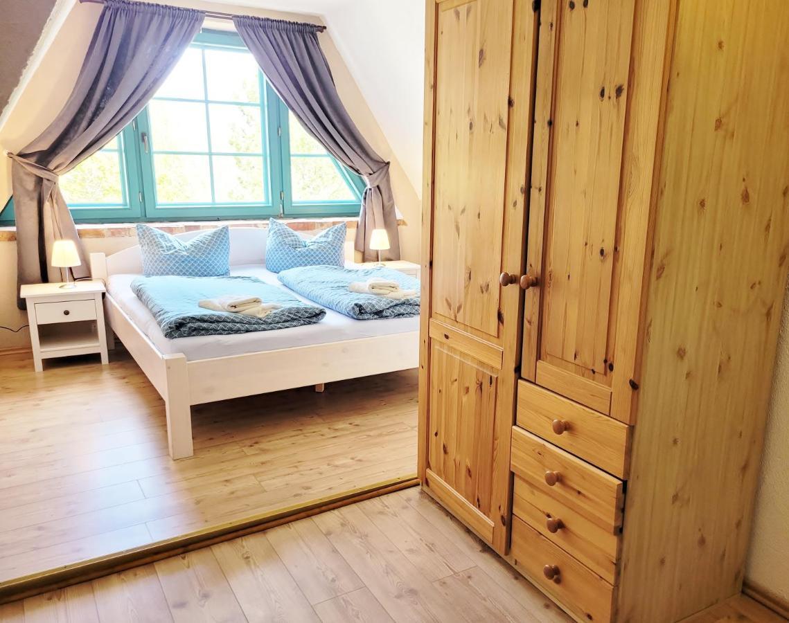 Pension Landhaus Teichgraf Wolgast Buitenkant foto