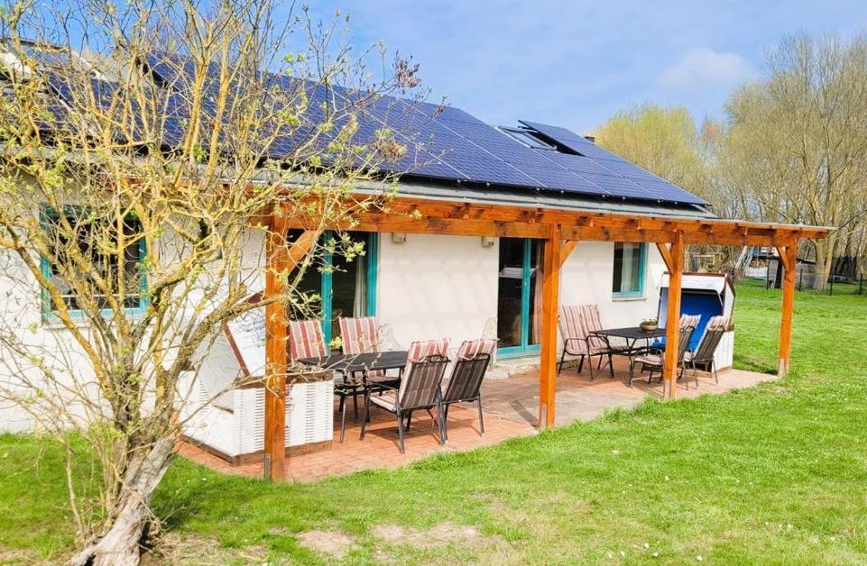 Pension Landhaus Teichgraf Wolgast Buitenkant foto